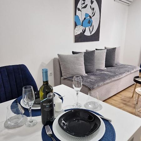 Apartman Astra Сремска Митровица Екстериор снимка