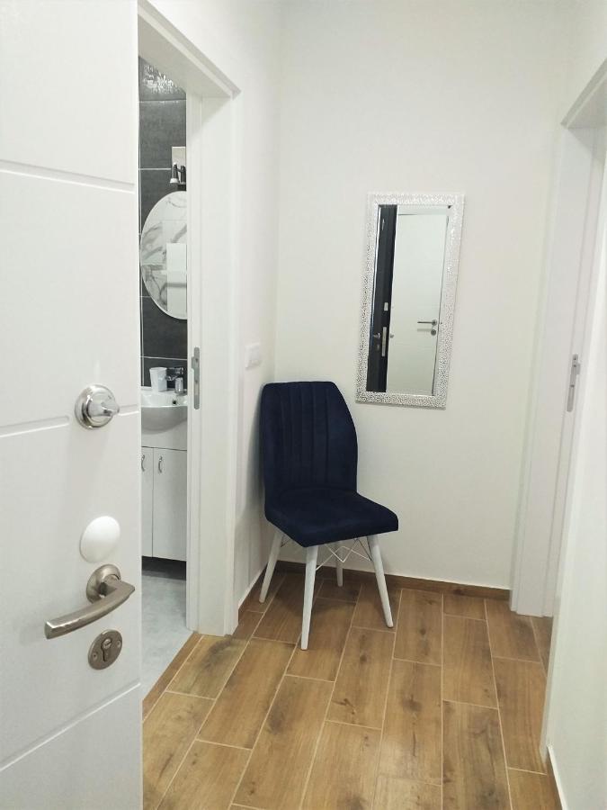 Apartman Astra Сремска Митровица Екстериор снимка